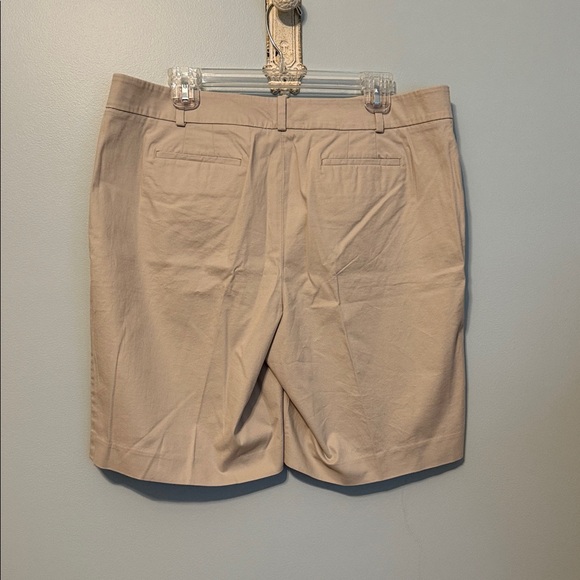 Talbots Shorts - Picture 2 of 3